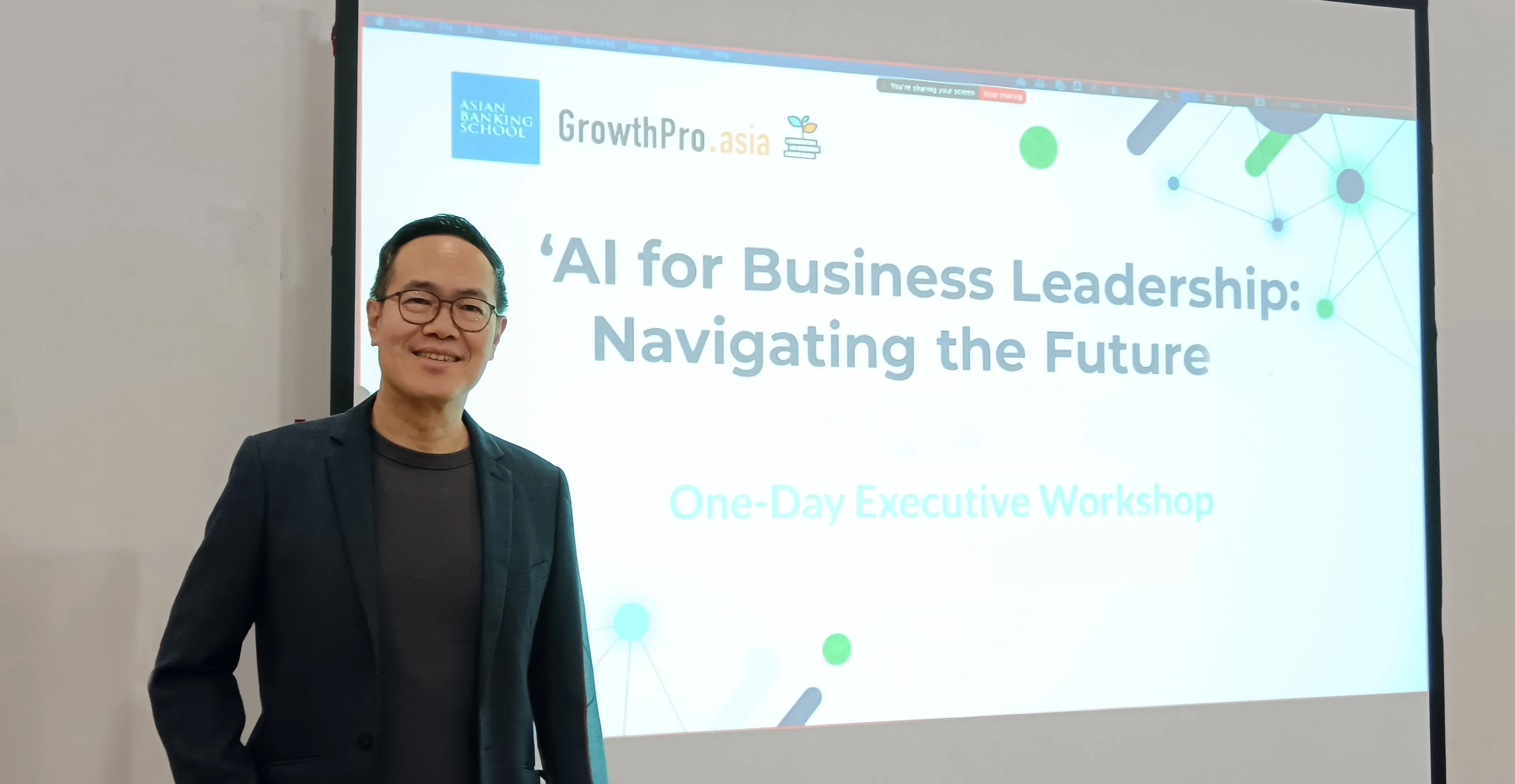 GrowthPro Asia facilitator opening an executive AI leadership workshop.